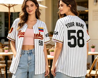 Individuell gestaltetes Veneka-Baseballtrikot mit Streifen, Größe 58, personalisiertes Baseball-Geschenk mit Name und Nummer, patriotisches Unisex-Shirt mit Venezuela-Flagge für den Spieltag