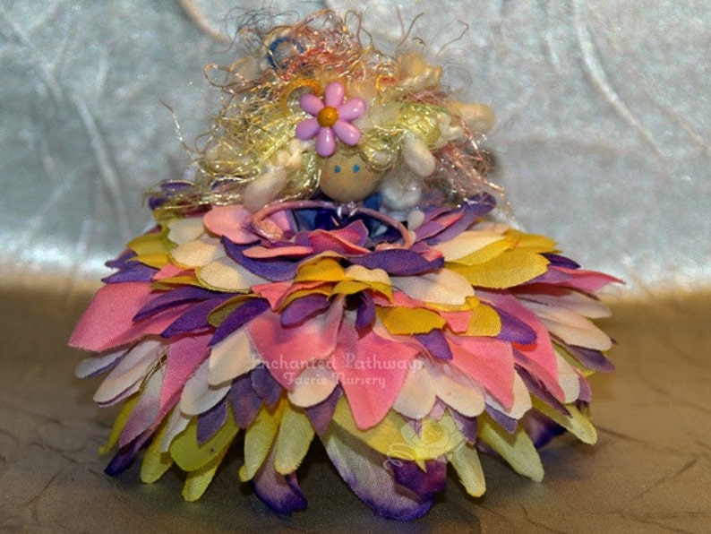 Lilac the Flower Petal Faerie Fairy OOAK image 6