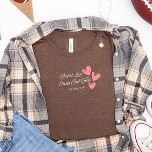 クリスチャンTシャツ｜愛は恐れを追い出す聖句Tシャツ