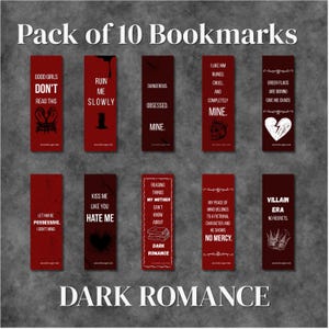 Pode incluir: Um conjunto de 10 marcadores de página retangulares com fundos vermelho-escuros, texto branco e ilustrações gráficas. Cada marcador exibe frases únicas como Good Girls Don't Read This, Ruin Me Slowly e Villain Era, dispostas em duas filas.