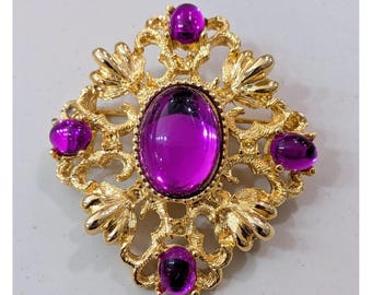 Vintage Amethyst Glass Cabochon Brooch Gold Tone Ornate Baroque Oval Statement