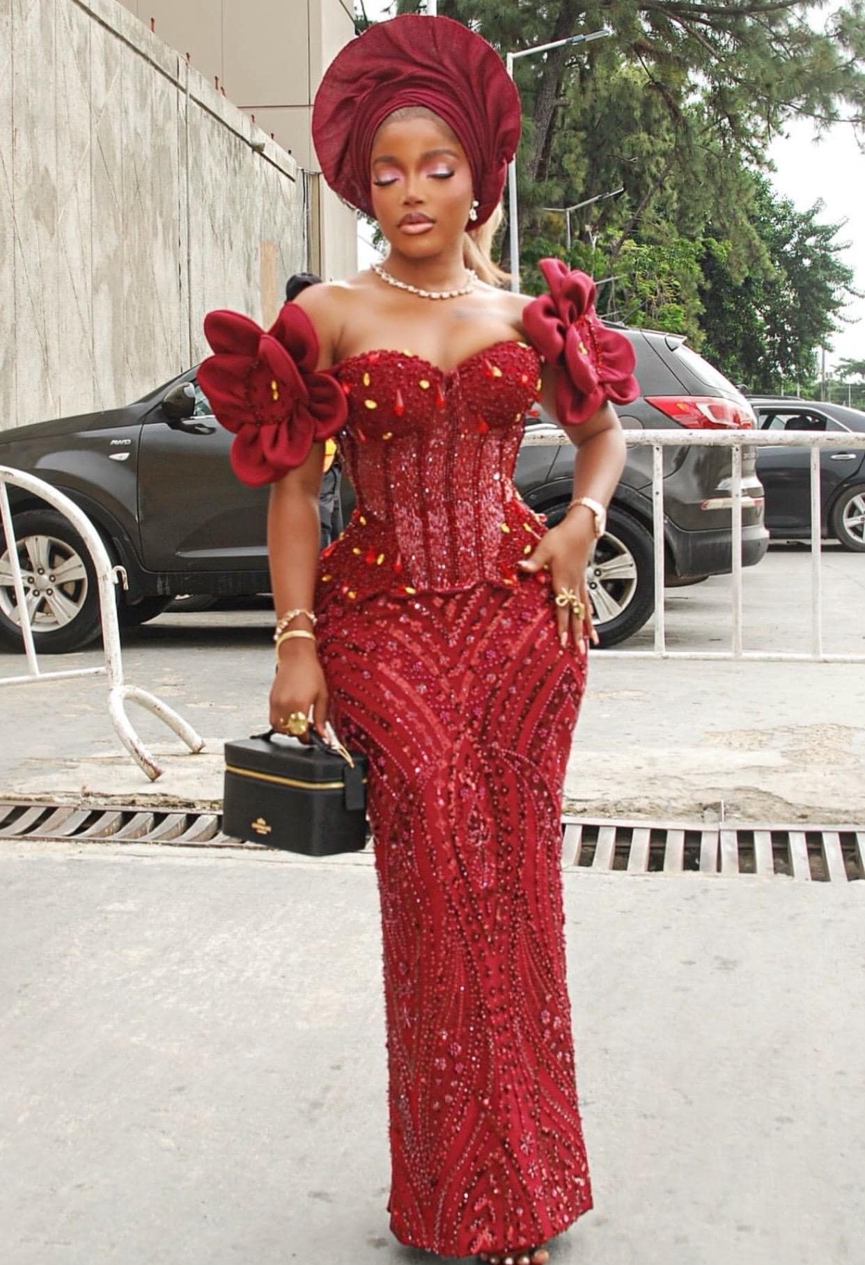 nigerian prom dresses Tailors for 2025: Custom Designs Chic Garden Bohemian Rustic Puffy Beautiful Unique fun Party Dresses Plus Size Traditional Caftan Turish Ceremony Women custom fitted prom dresses Blue Beaded Nigerian Prom Dress