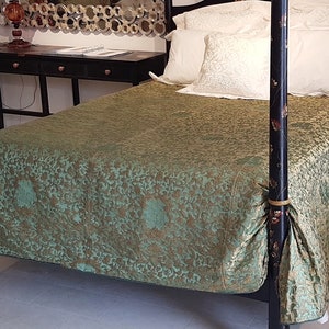 Luxury Bedding King Size Bedspread Green & Gold Silk Jacquard Rubelli Fabric Les Indes Galantes Pattern - Handmade in Italy