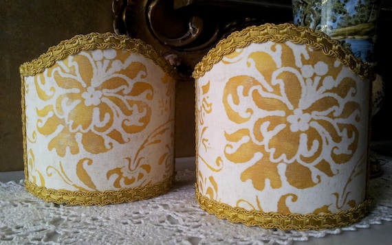 Handmade in Italy Pair of  Wall Sconce Clip-On Shield Shades Fortuny Fabric Corone in Grey /& Silvery Gold Mini Lampshade