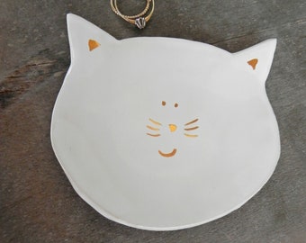 White Gold Cat CeramicRing Dish, Cat Lover Plates, Animal Trinket Dish, Kitty Ring Tray, Gold Cat Mustache