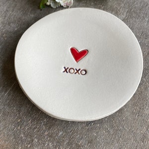 Ceramic Ring Dish Red Heart XOXO Minimalist Pottery Plate Jewelry Dish Recycled Box image 3