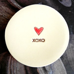 Ceramic Ring Dish Red Heart XOXO Minimalist Pottery Plate Jewelry Dish Recycled Box image 2