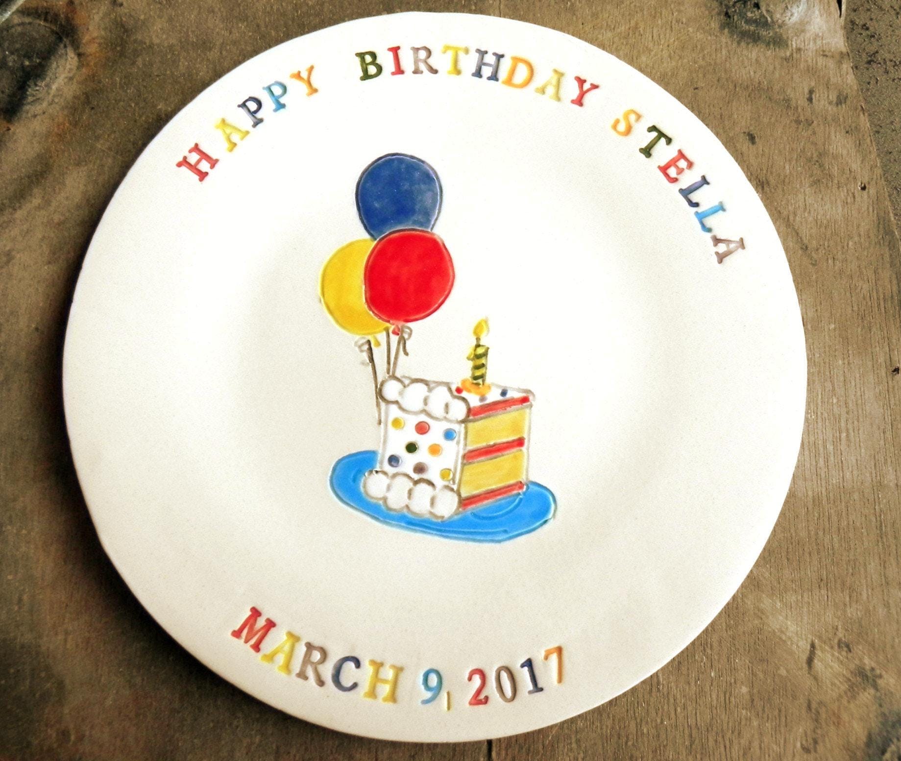 Personalisierte Keramik Geburtstagskuchenplatte, Benutzerdefinierte bunte Dessertteller für Kinder und Erwachsene, handgefertigte Keramikplatte, Geburtstagsgeschenk