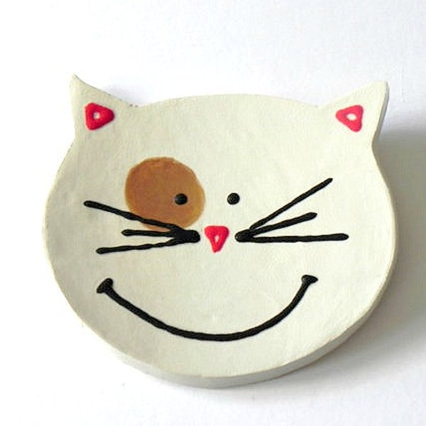 White Friendly Cat Dish Smiley Face Ceramic Plate, Spoon Rest, Kitchen Decoration