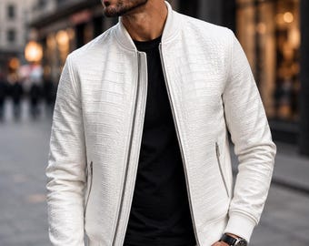 Chaqueta bomber blanca para hombre con estampado de cocodrilo / Chaqueta urbana de piel sintética / Chaqueta con cremallera