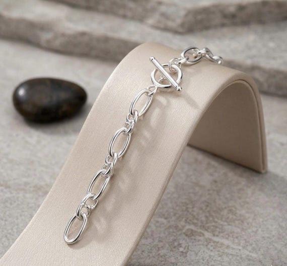 Solid Silver Oval Link Bracelet With a Modern T-bar Clasp