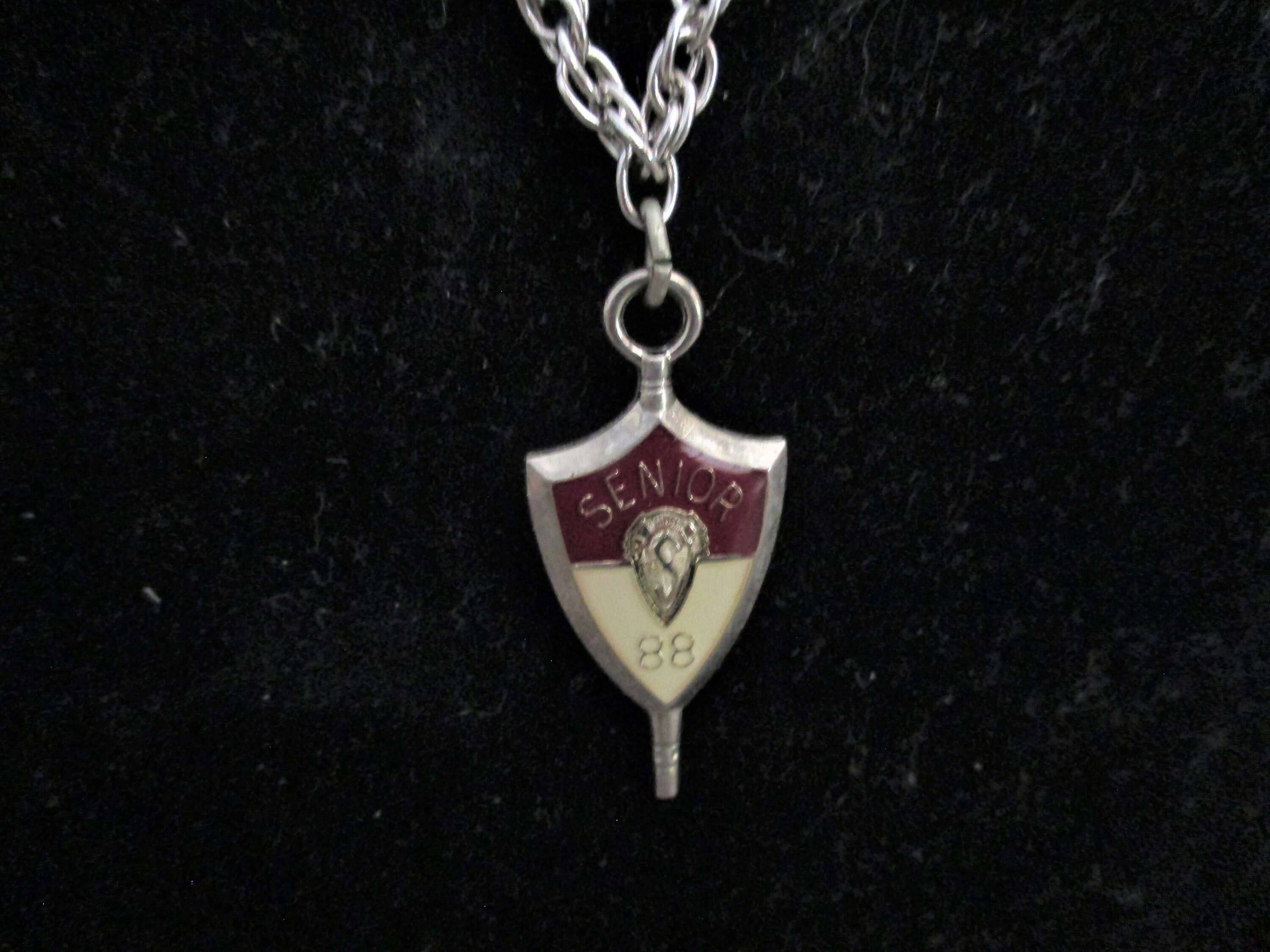 Class key necklace online