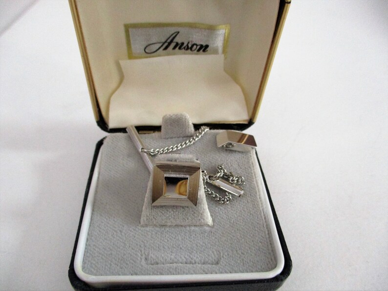 a Pair of Geometrical Silver Tone Tie Tacks Anson Tie Tacks with Chain Lot of 2 Vintage Anson Tie Tacks