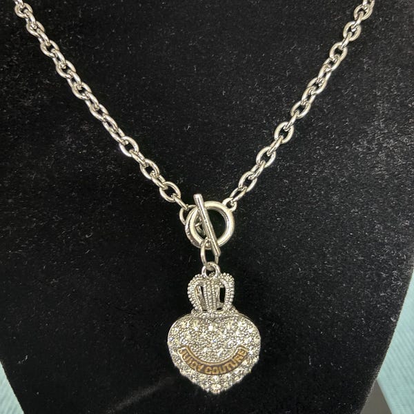 Juicy Couture Crown Heart Necklace Silver Tone Pave Rhinestone Toggle 18” Y2K