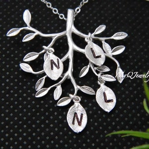 Personalized Gift for Grandma, Family Tree Necklace, Initial Necklace, Mom Jewelry, Grandmother, Christmas Gift from son, Mother Necklace image 2