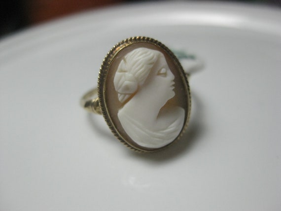 Vintage 14kt Cameo Ring, Victorian, 1800's to ear… - image 2