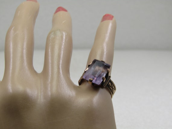 Victorian 9kt Yellow Gold Amethyst Ring, Sz. 6.75… - image 9