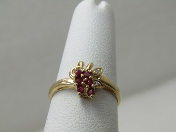 Vintage 10kt Ruby Diamond Grape Cluster Ring, Sz. 6.25