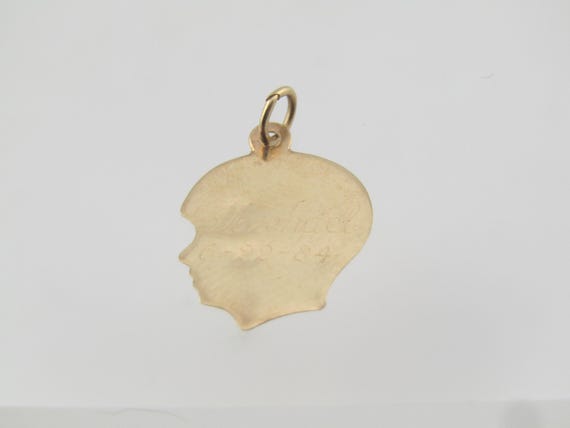 Vintage 14kt Boy Charm, 1980's, .39 grams.