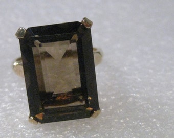 Vintage 10kt Yellow Gold Smokey Quartz Ring, 11.5 ctw, sz. 8.5, 6.2 gr.