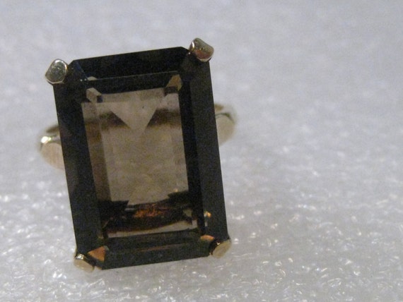 Vintage 10kt Yellow Gold Smokey Quartz Ring, 11.5 ctw, sz. 8.5, 6.2 gr.