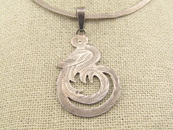 Vintage Sterling Mexican Quetzal Bird Pendant on 20"  Herringbone Chain, 1970's-1980's.