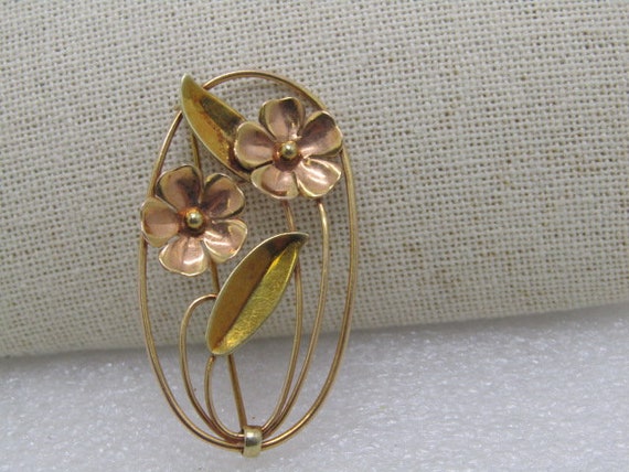 Vintage 14kt Solid  Floral Brooch,Two-Tone,  Open Oval, Signed WL (Walter Lampl?), 2-1/8", 1940's, 6.39gr.