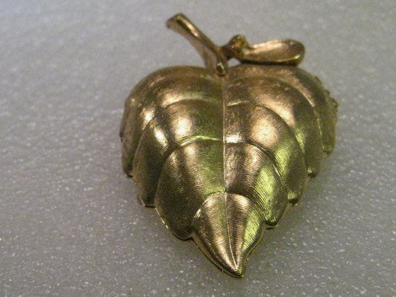 Vintage Gold Tone Perfume Hinged Locket Brooch, Leaf, Avon, 1980's.