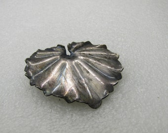 Vintage Sterling Leaf Dress Clip, Marked Sterling and Hand Made, 1-7/8"  by 1-5/8", 12.11 grams