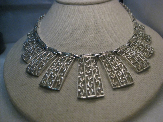 Vintage Sarah Coventry Bib Necklace, 1970's, Silver Tone, 17"