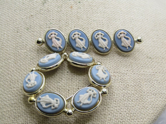 Vintage Circle and Bar Cameo Brooch Set, Blue & White , 1960's-1970's.