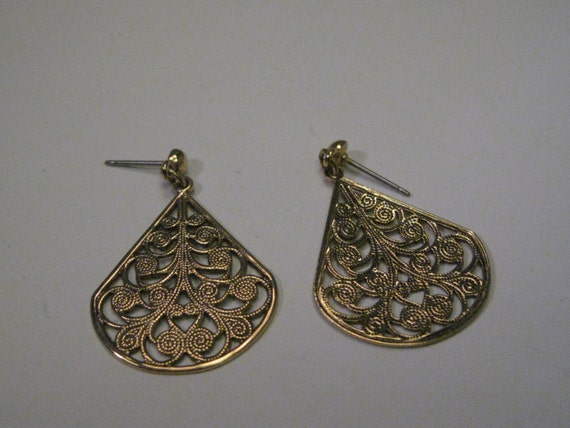 Vintage Gold Tone Filigree Stud & Dangle Pierced Earrings, 1", rounded bottom