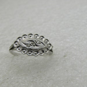 Vintage 14kt White Gold Art Deco Themed Ring, Sz. 7, Signed WH, 2.45 Gr.  1960&#39;s or after.