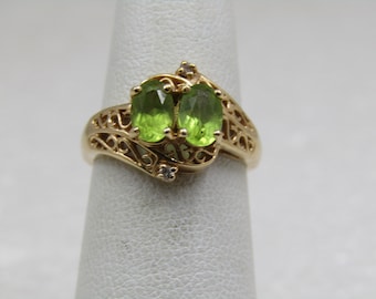 Vintage 14kt Double Peridot Diamond Ring, Sz. 5.