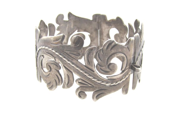 Vintage Sterling Floral Scroll Hinged Bracelet, 6.25", Taxco, Mexico, 1940's, Signed MR