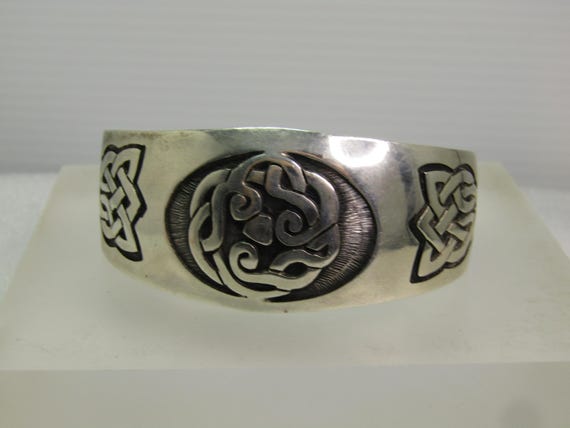 Vintage Sterling Celtic Knot Cuff Bracelet, Mexico, Sz. 7.5"  1980's-1990's. Unisex, 53.29 grams.