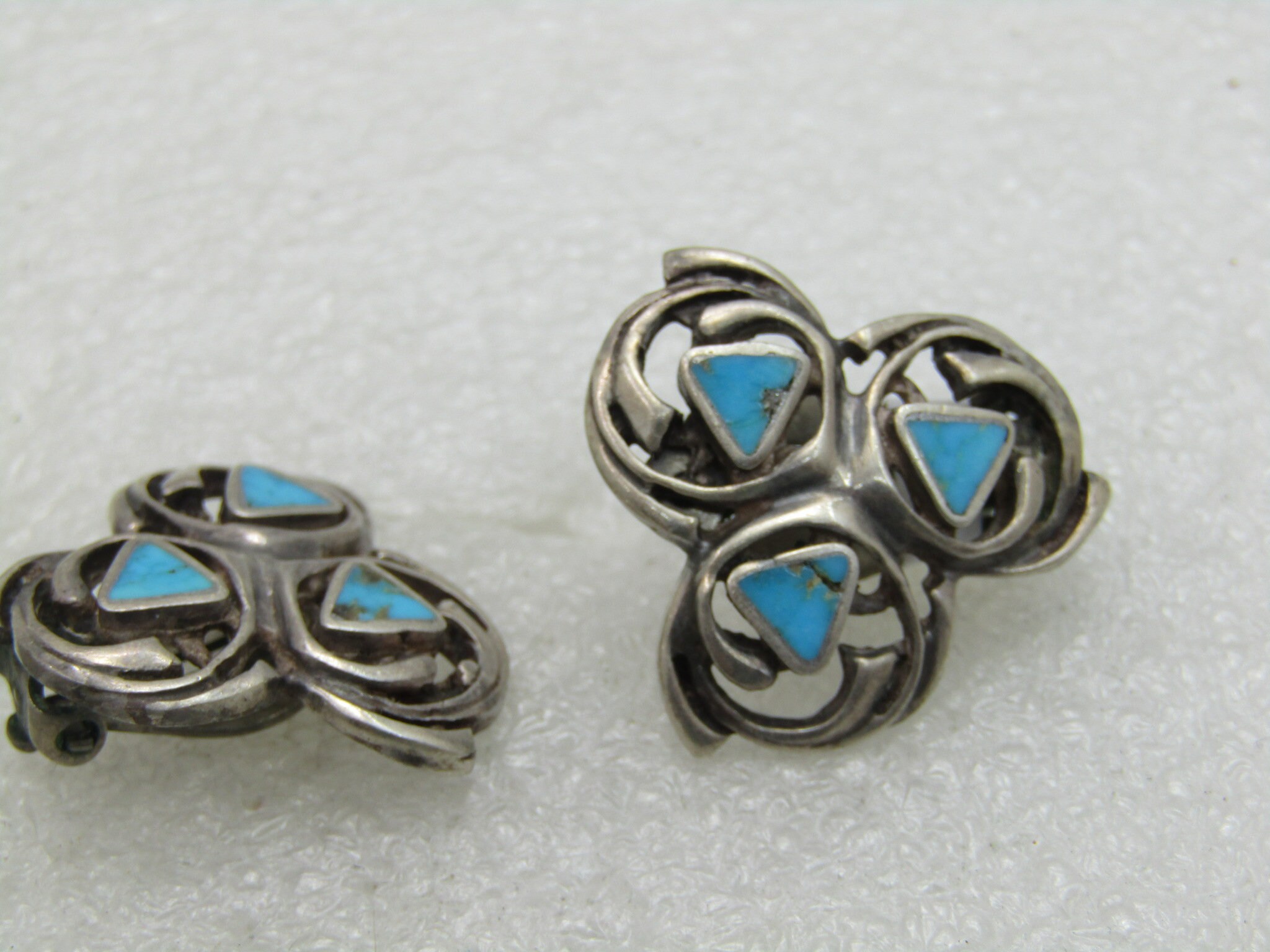 Vintage Southwestern Native American Sterling Silver Turquoise Clip