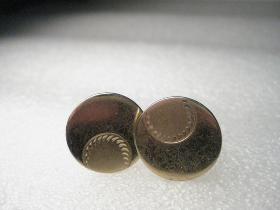 Vintage 1960's Art Deco Unisex Goldtone Cuff Links, Round, Etched Baseball-like Design, 3/4"