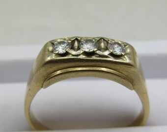 14kt Gold Mens' Triple Diamond Ring, Sz. 18 Plus, 3 diamond, .60 TCW, Mid-Century