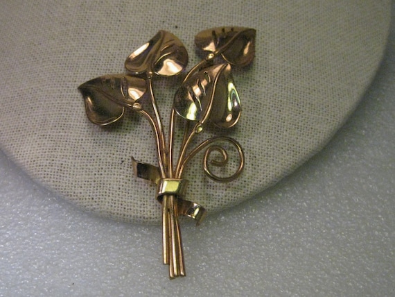 Vintage Art Deco Gold tone Brooch - Split-Leaf Philodendron in a Bouquet with a Bow, 3.5" tall, 2.25" wide