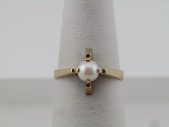 Vintage 10kt Pearl Ring, Size 6.5, 1980s 1990