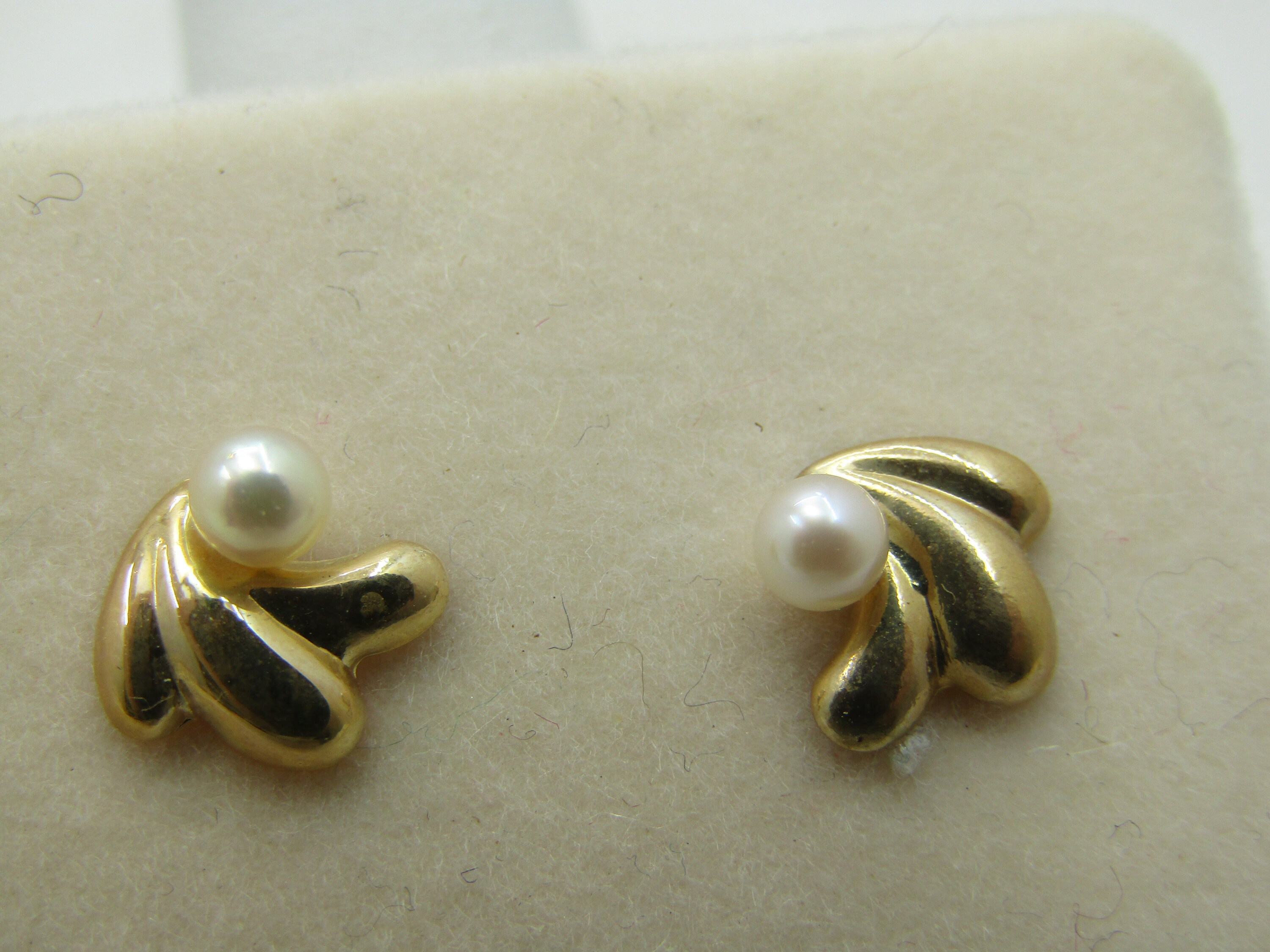 Vintage 14kt Gold Pearl Splash Earrings, Pierced, Jacmel, Vintage New ...