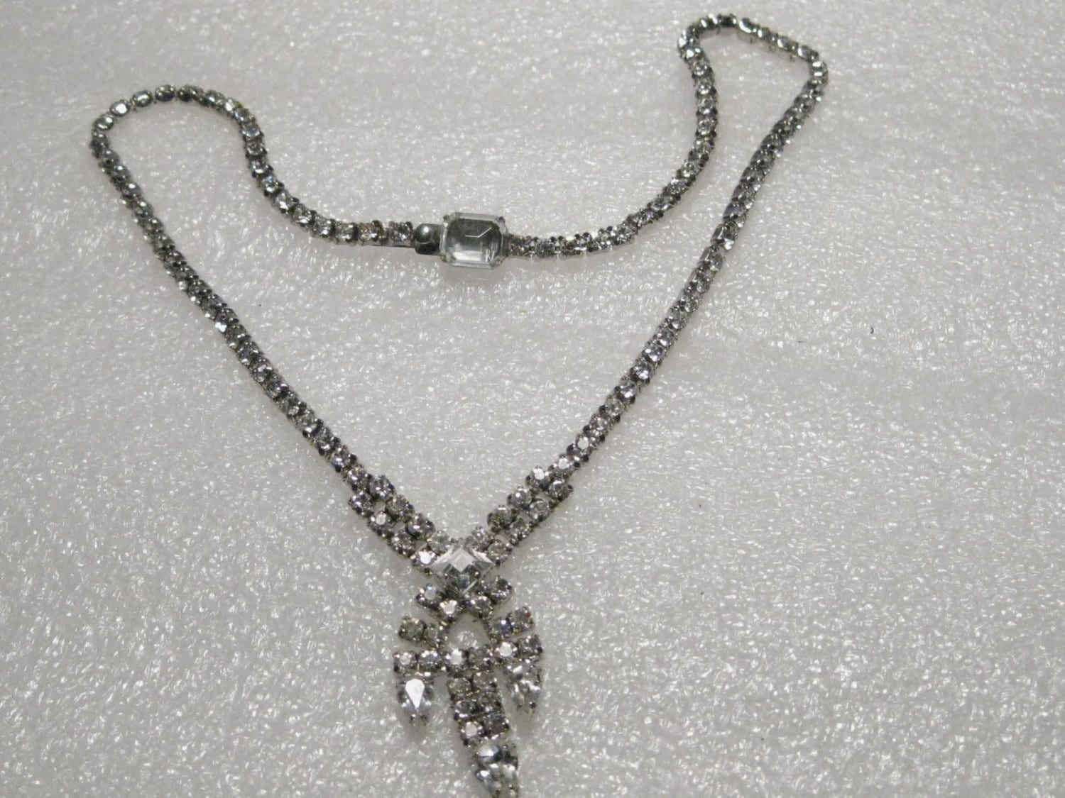 Vintage Art Deco All Rhinestone Cross Over V Drop 15 - Etsy