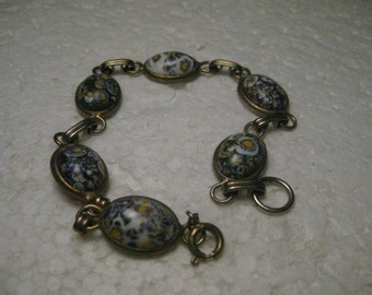 Vintage Venetian Glass Bracelet - Scarab Style,  Murano Glass, 8.75" Gold Tone, 1960-1970's