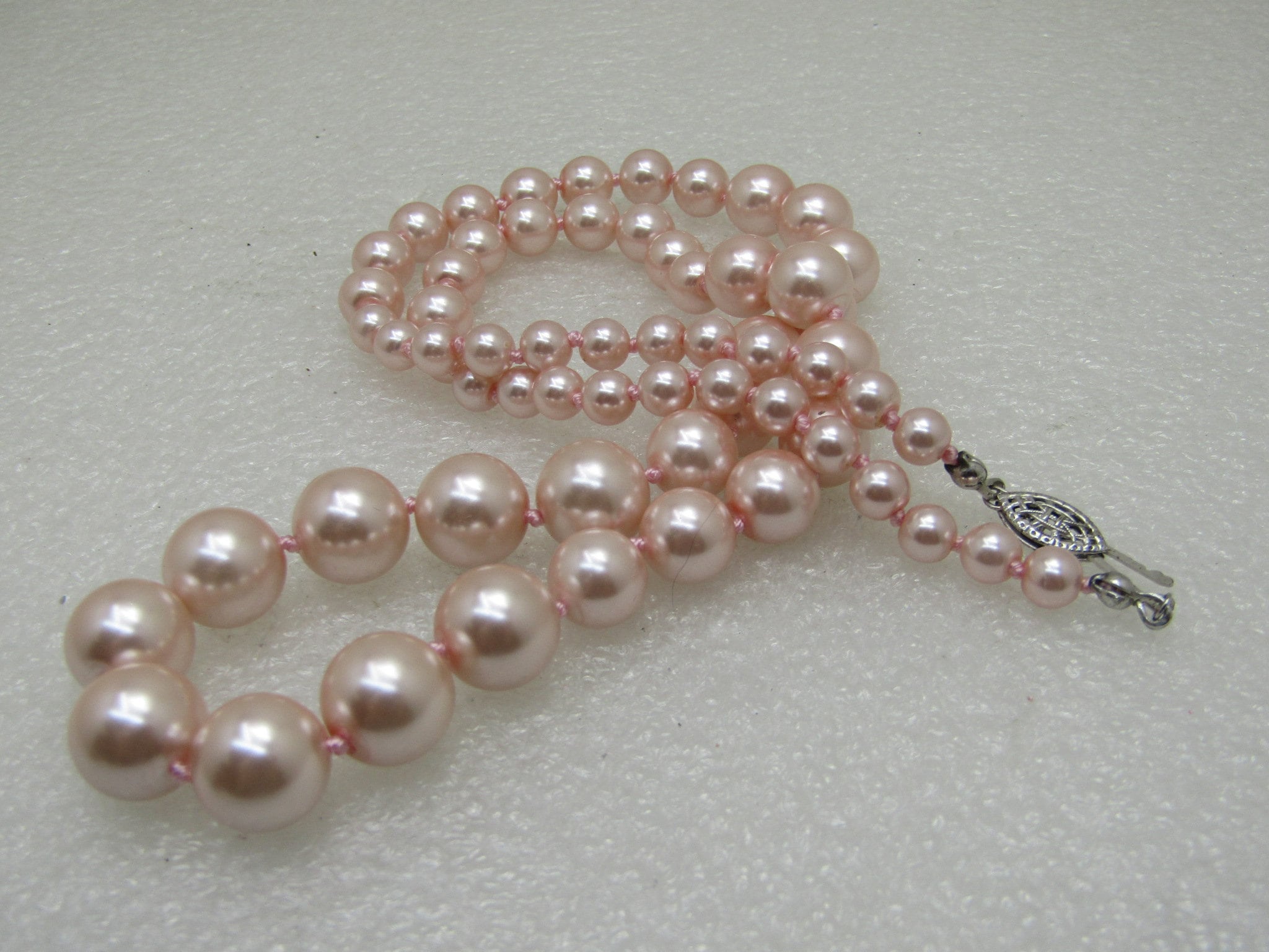 Mignon Faget Ribbon Clasp Pearl Necklace - Sterling Silver - Silver / Pink