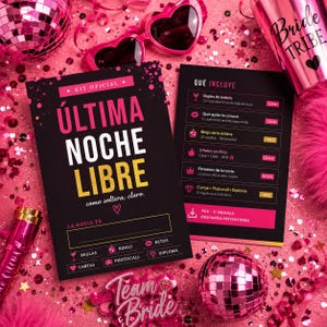 Op de afbeelding: Een vrijgezellenfeestset bestaande uit twee zwarte rechthoekige kaarten met roze en gouden tekst. De hoofdkaart bevat de tekst "ÚLTIMA NOCHE LIBRE" en secties voor "REGLAS," "BINGO," "RETOS," "CARTAS," "PHOTOCALL," en "DIPLOMA."