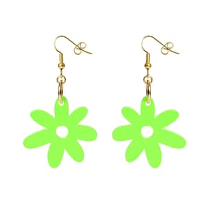 Pendientes flower power single drop en verde lima. Lindos pendientes pastel