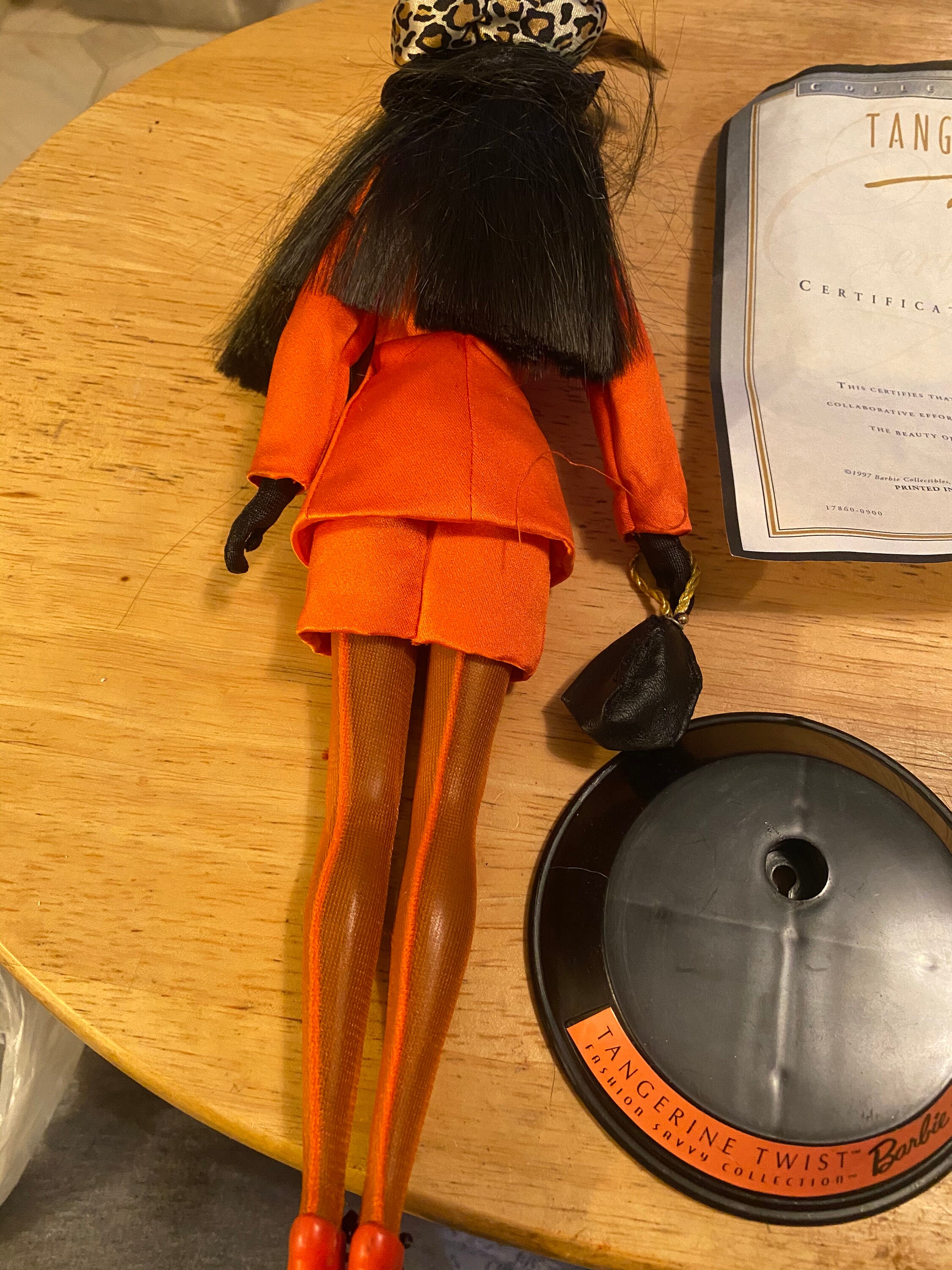 TANGERINE TWIST Barbie バービー人形 Amazon.com: Mattel Tangerine Twist Barbie AA Doll