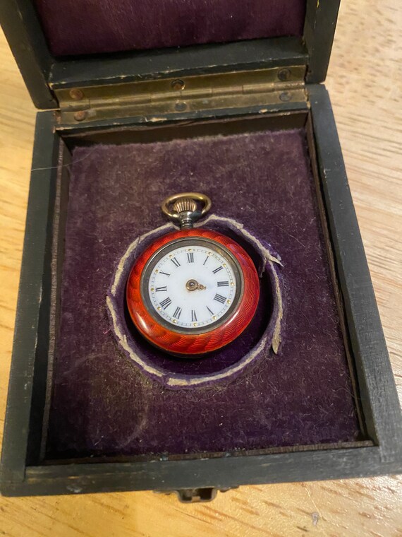 Antique Ladies Pocket Watch