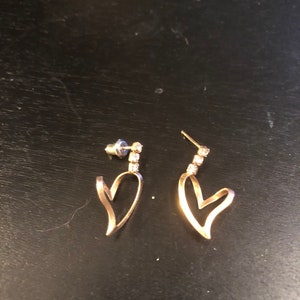 Dangling Heart Earrings